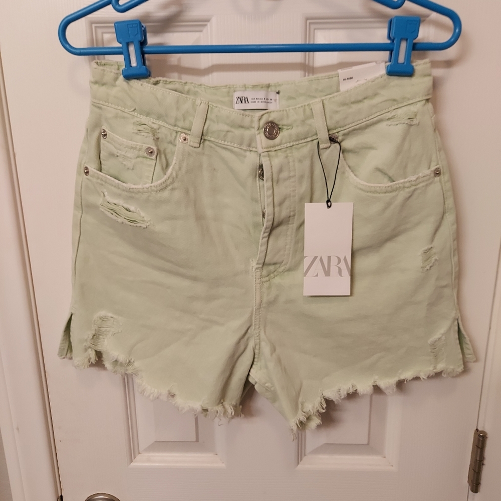 Zara distressed hi rise shorts nwt